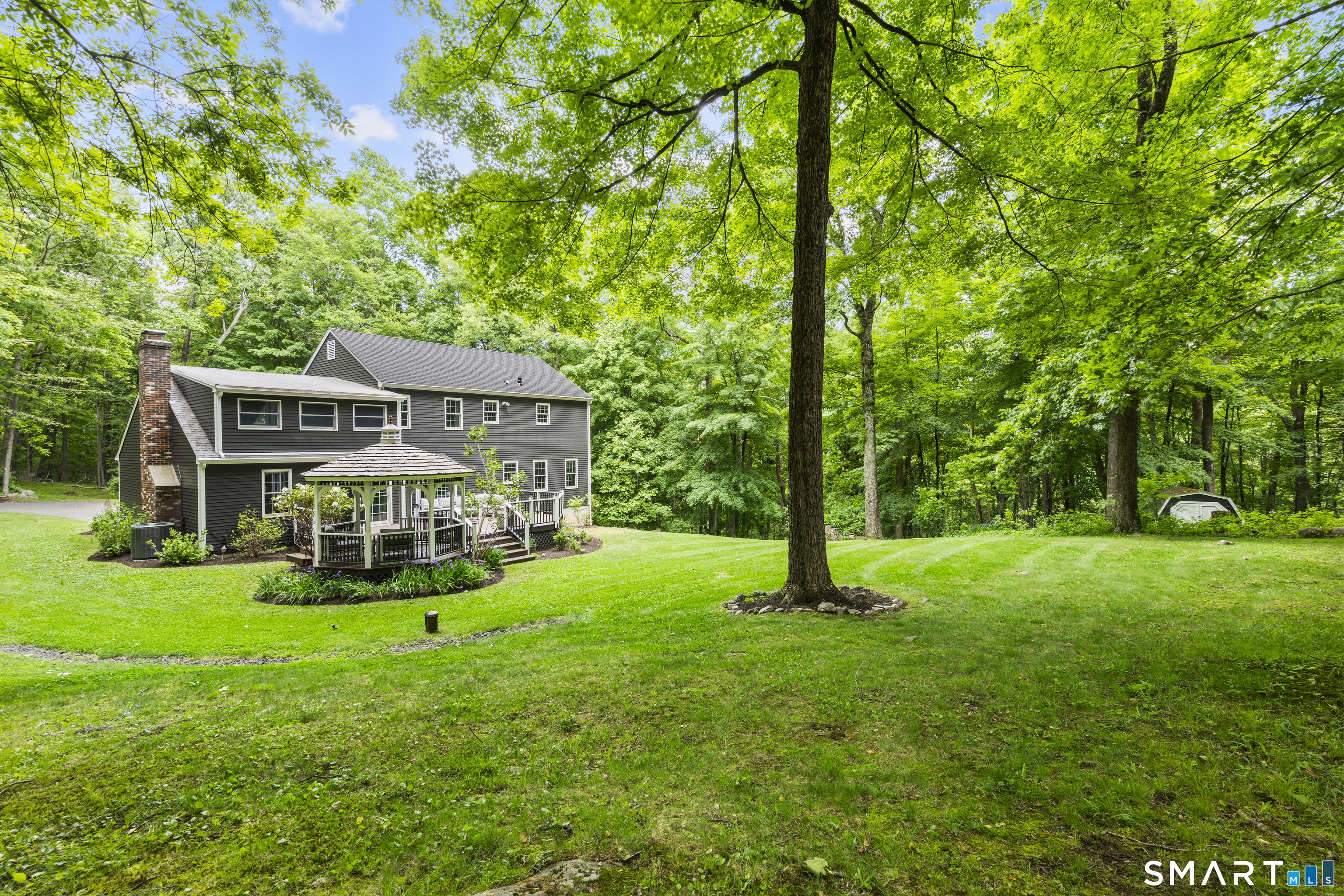 250 Thunder Lake Road Wilton, CT 06897 - Photo 33 of 40