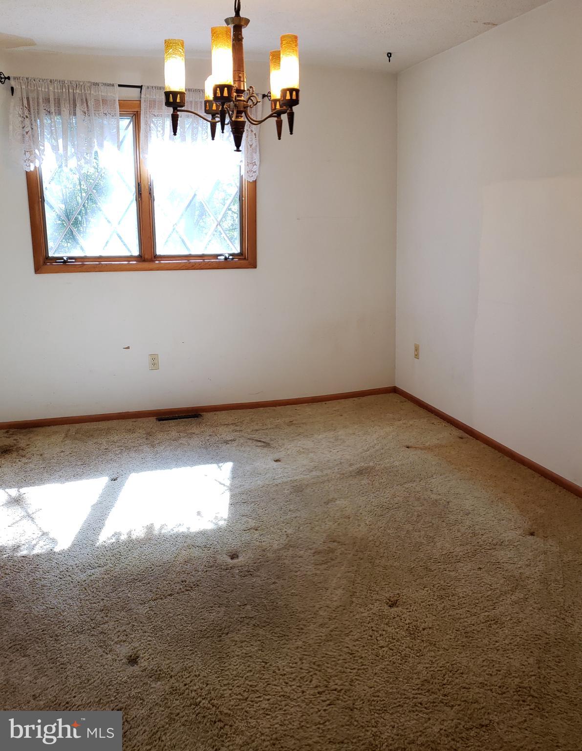14506 Viewcrest Road Southwest Cumberland, MD 21502 - Photo 9 of 29