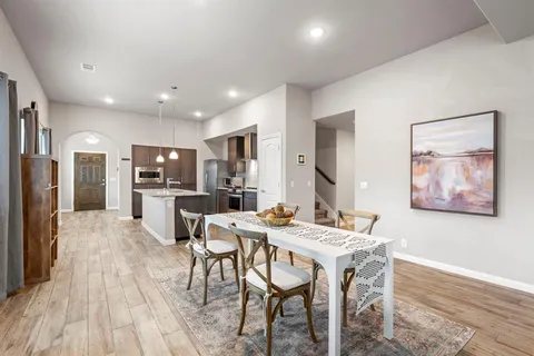 $425,000 | 505 Lucas Lane, Lavon, TX 75166