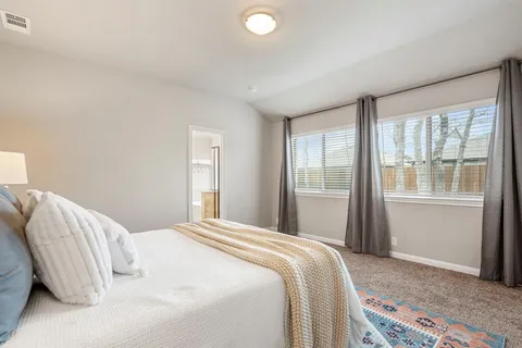 $425,000 | 505 Lucas Lane, Lavon, TX 75166