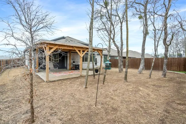 $425,000 | 505 Lucas Lane, Lavon, TX 75166