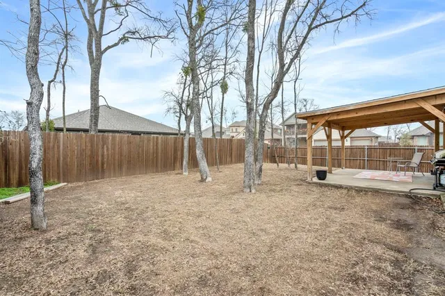 $425,000 | 505 Lucas Lane, Lavon, TX 75166
