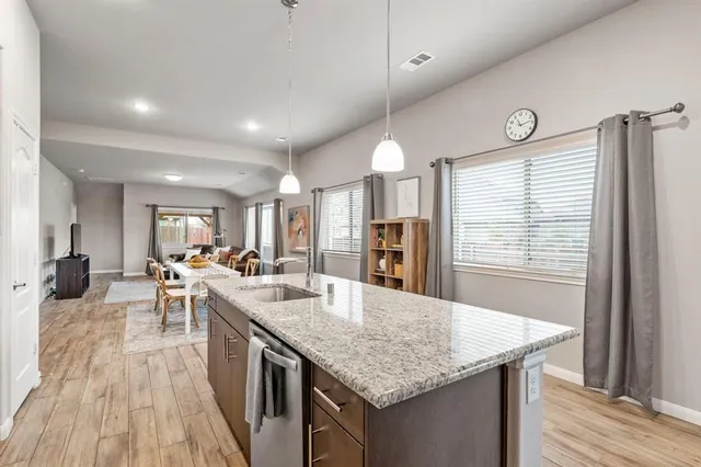 $425,000 | 505 Lucas Lane, Lavon, TX 75166