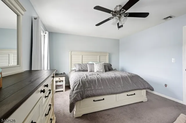 $325,000 | 15 Lakeview Terrace, Sussex, NJ 07461