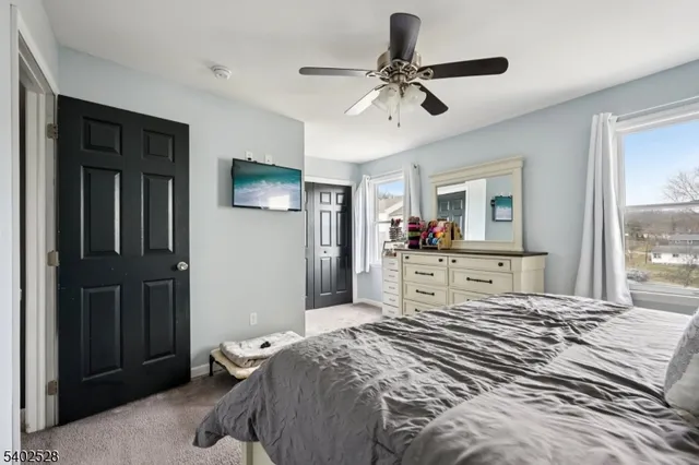 $325,000 | 15 Lakeview Terrace, Sussex, NJ 07461