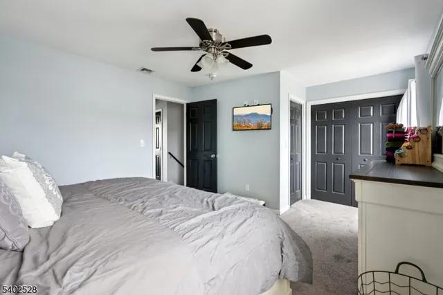 $325,000 | 15 Lakeview Terrace, Sussex, NJ 07461