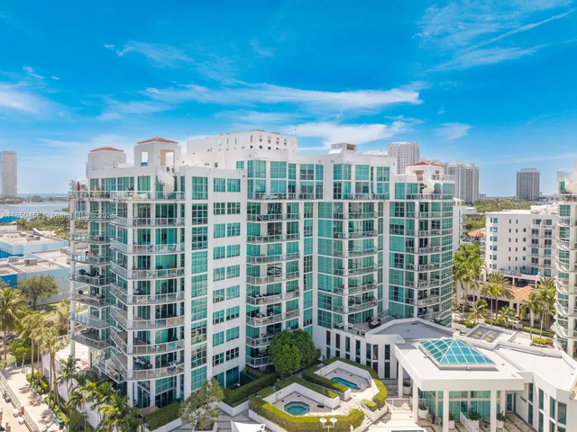 $799,000 | 3131 Northeast 188th Street, Unit 21103, Aventura, FL 33180