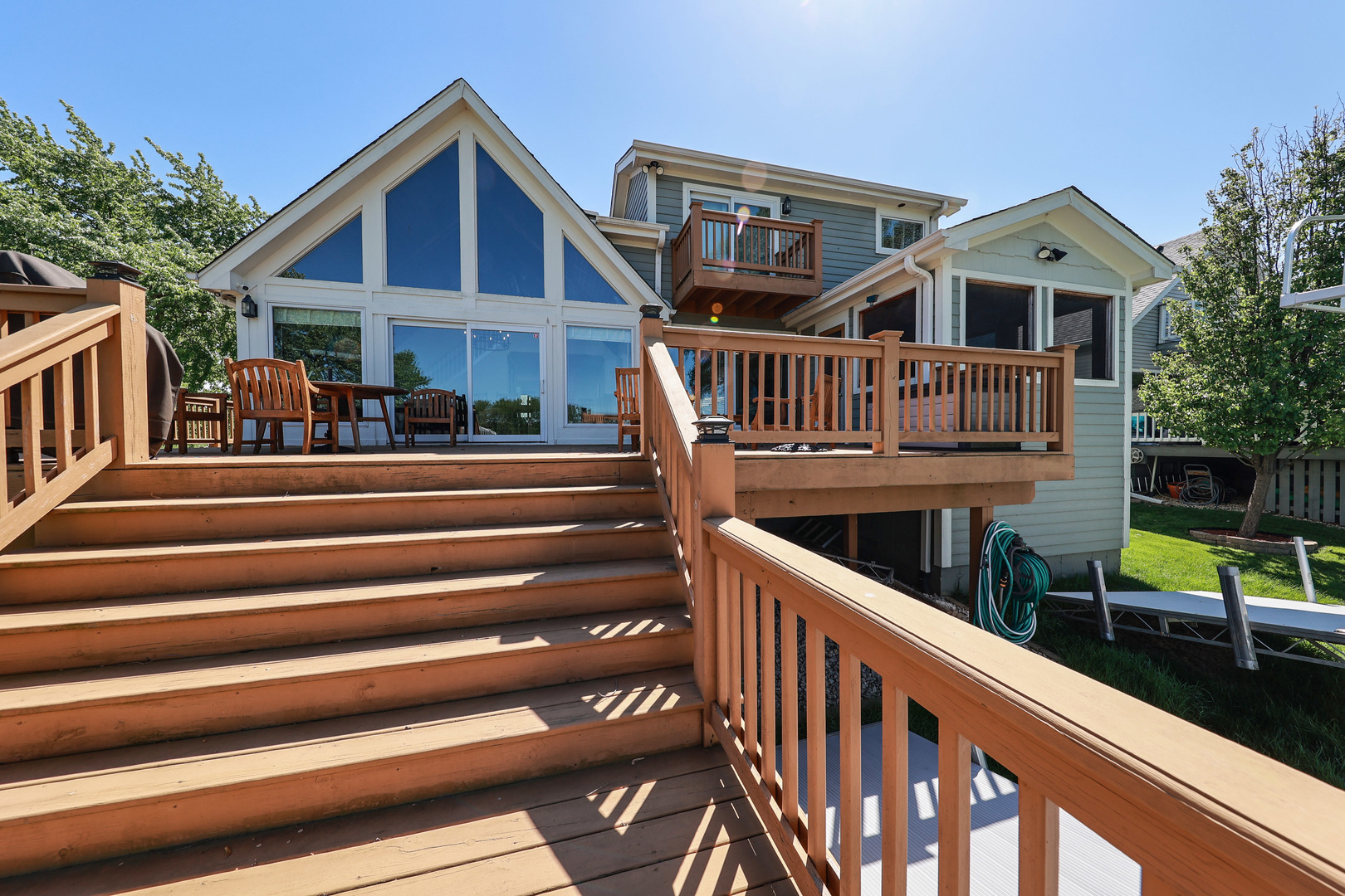 26000 Cottage Road Wilmington, IL 60481 - Photo 29 of 31 a view of a house with pool and deck