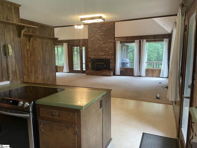 $595,000 | 445 Drummond Road, Enoree, SC 29335