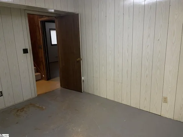 $570,000 | 445 Drummond Road, Enoree, SC 29335