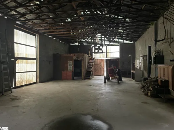 $570,000 | 445 Drummond Road, Enoree, SC 29335