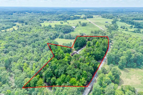 $570,000 | 445 Drummond Road, Enoree, SC 29335