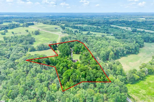 $570,000 | 445 Drummond Road, Enoree, SC 29335