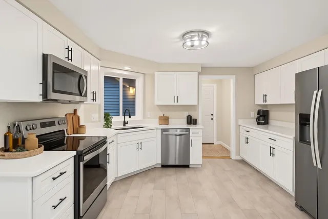 $549,900 | 80 Walden Pond Drive, Unit 80, Nashua, NH 03064