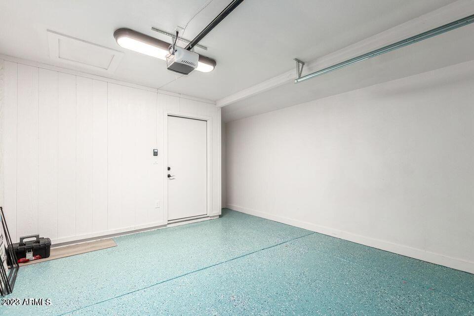 9933 West Riviera Drive Sun City, AZ 85351 - Photo 12 of 19 20220629140133466724000000-o