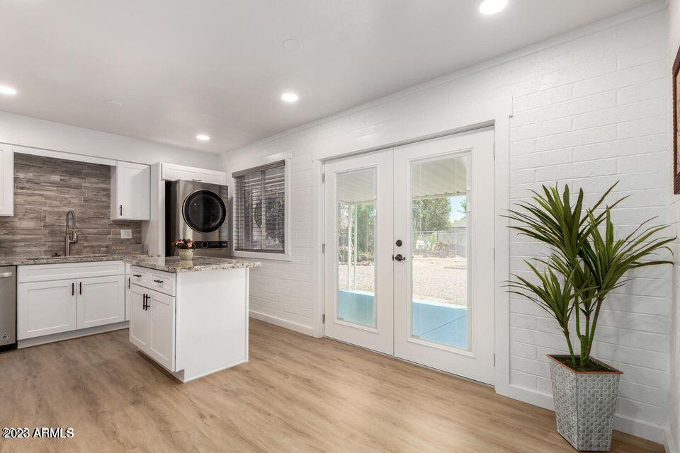 9933 West Riviera Drive Sun City, AZ 85351 - Photo 4 of 19 20220629140035643267000000-o