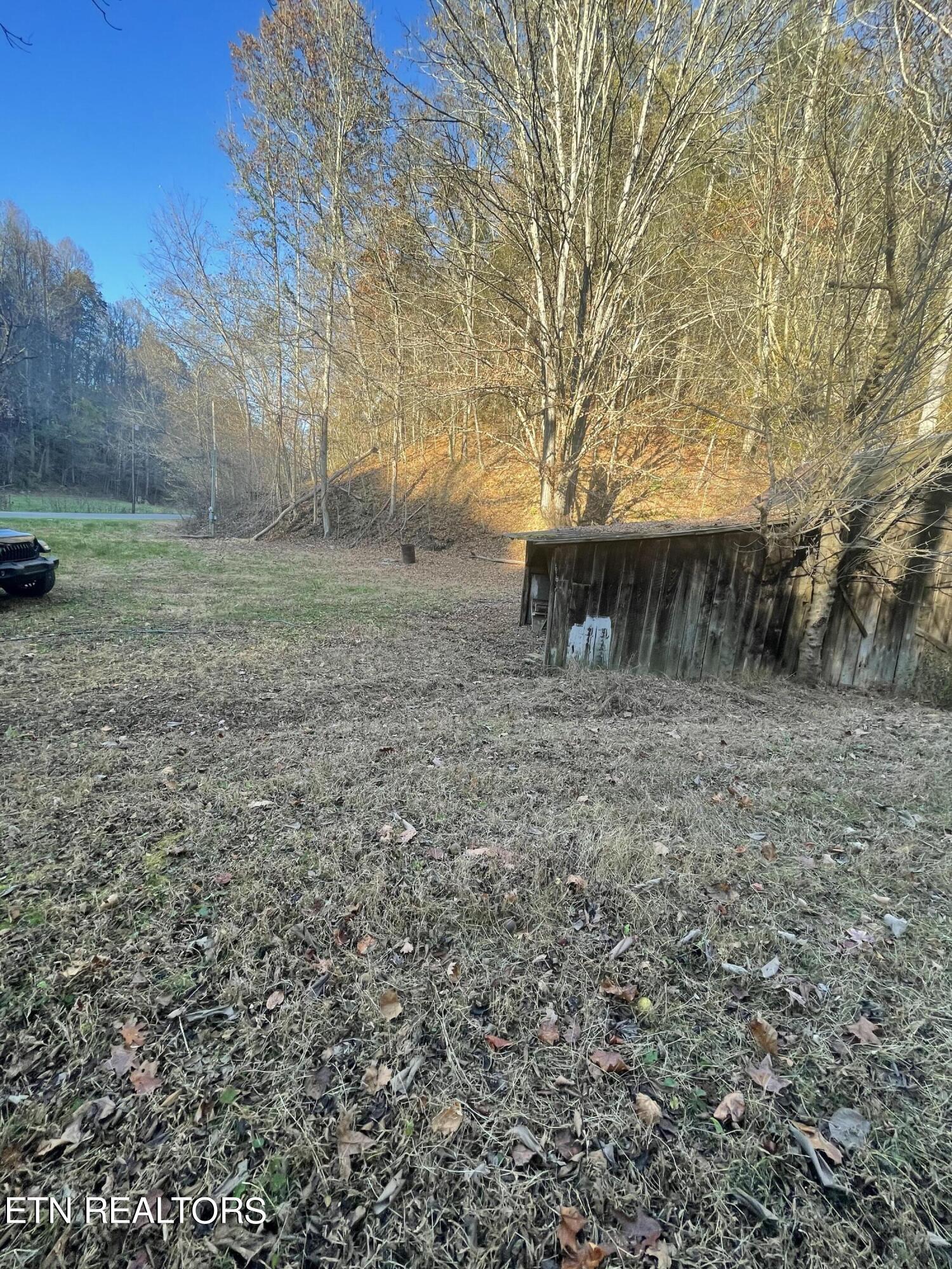 2327 Dripping Springs Road Seymour, TN 37865 - Photo 9 of 19 view old barn