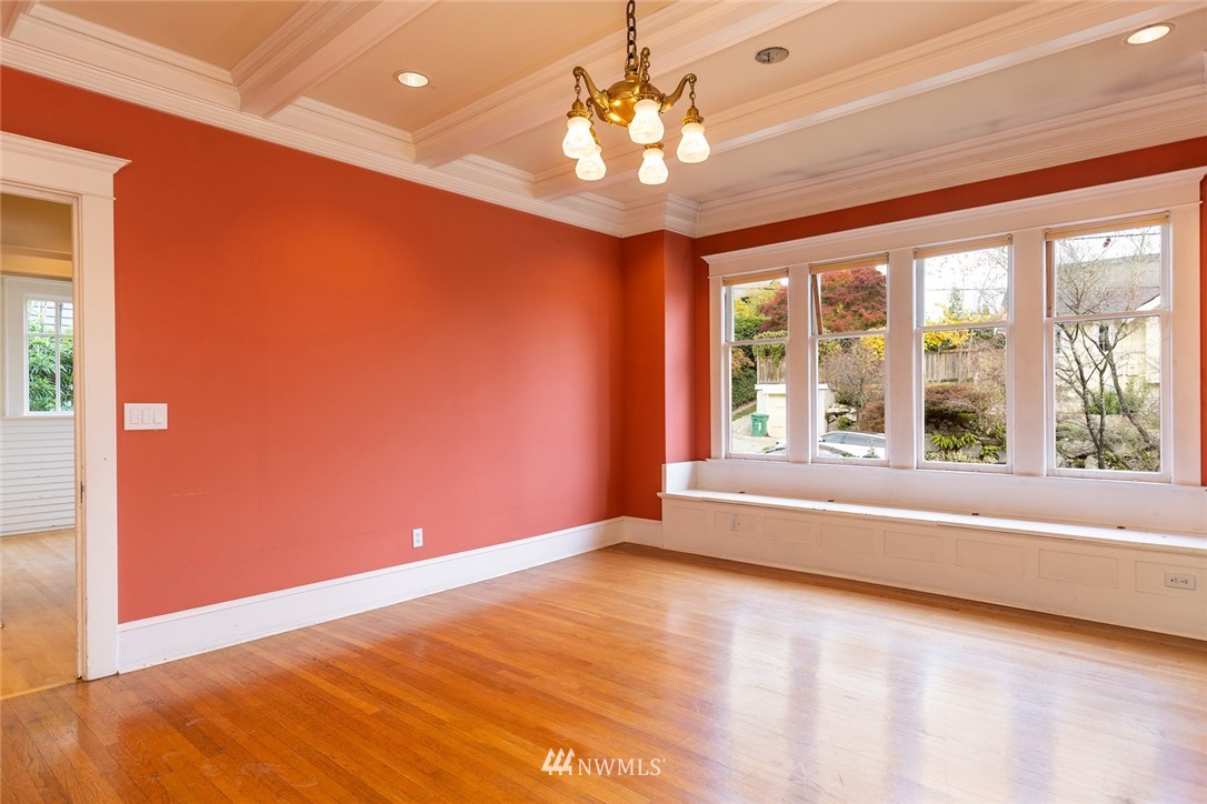 4233 Meridian Avenue North Seattle, WA 98103 - Photo 14 of 40 a view of an empty room with a window