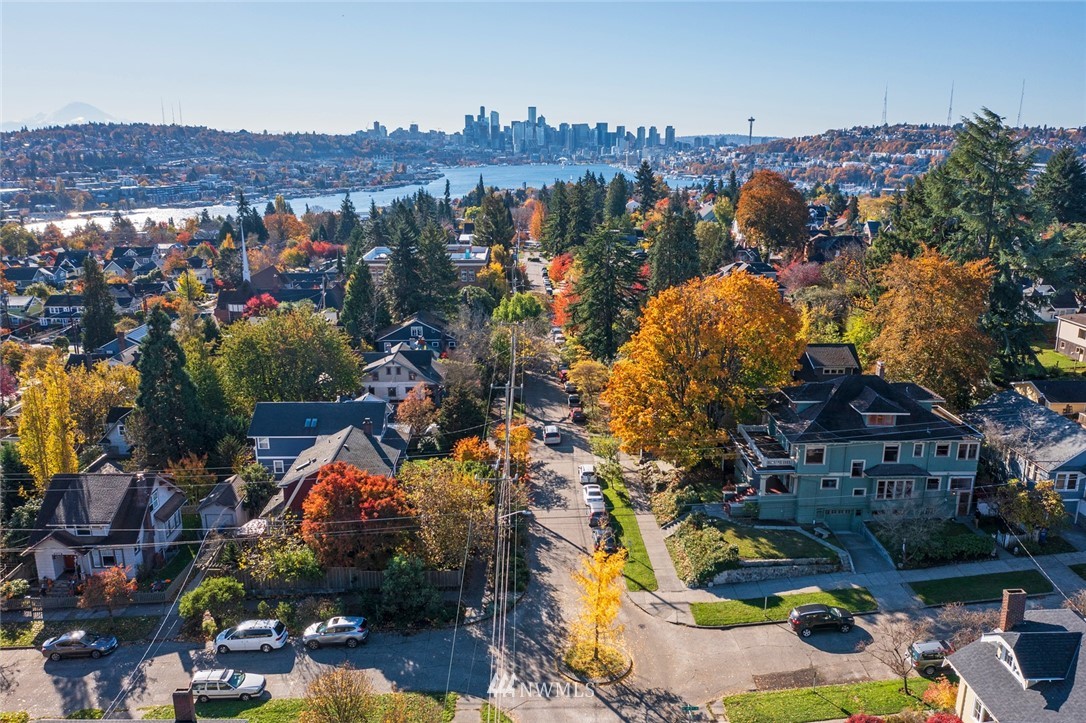 4233 Meridian Avenue North Seattle, WA 98103 - Photo 3 of 40 a view of city and mountain