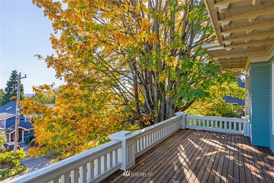 4233 Meridian Avenue North Seattle, WA 98103 - Photo 21 of 40 a view of balcony with wooden floor