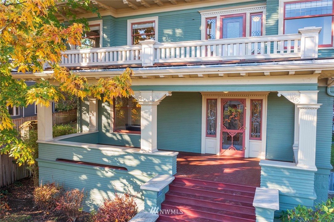 4233 Meridian Avenue North Seattle, WA 98103 - Photo 4 of 40 a front view of a house with a yard