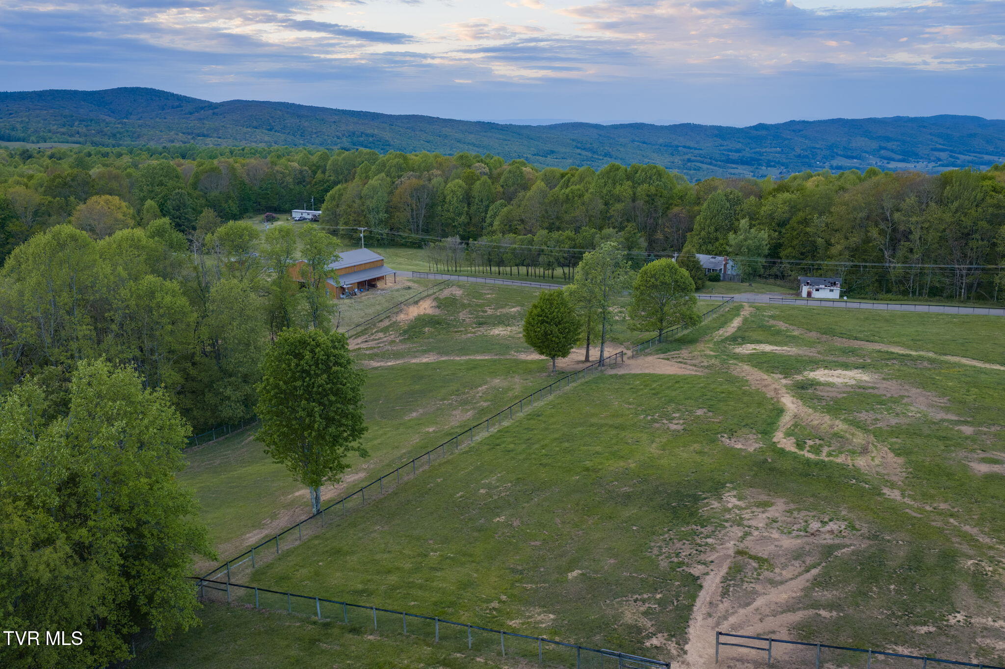 2835 Cross Mountain Road Shady Valley, TN 37688 - Photo 97 of 104 015