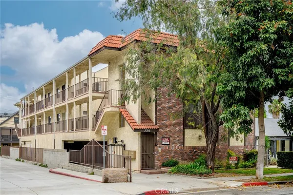 $2,700 | 330 Pioneer Drive, Unit 7, Glendale, CA 91203