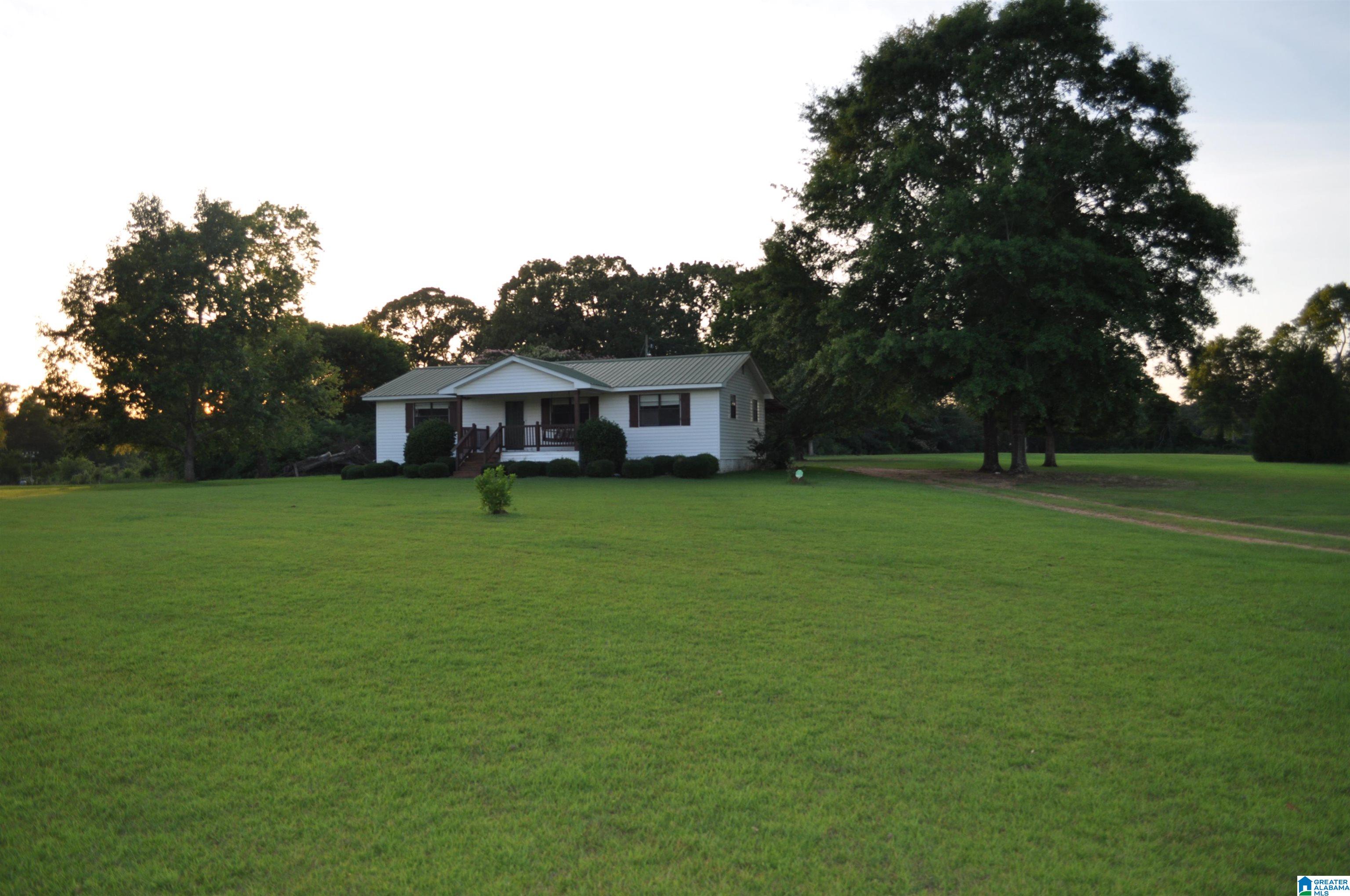 2068 Berry Road Selma, AL 36701 - Photo 2 of 22
