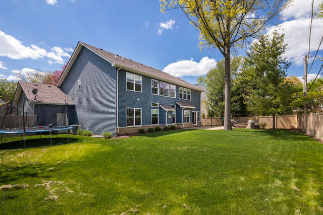 533 East Hillside Road Naperville, IL 60540 - Photo 24 of 28