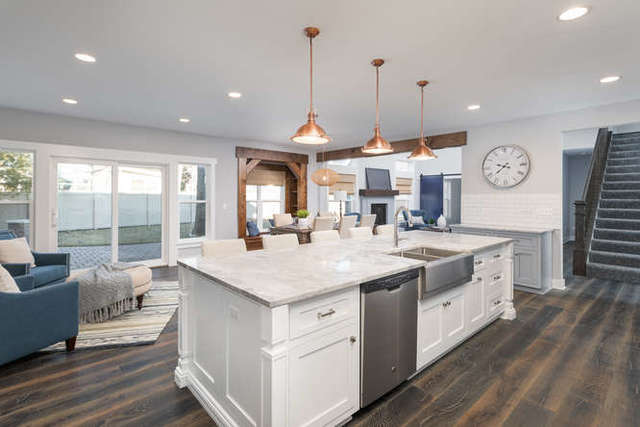 533 East Hillside Road Naperville, IL 60540 - Photo 10 of 28