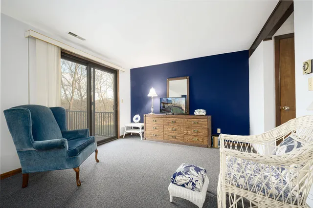 $199,000 | 19 Cedar Bluff Lane, Galena, IL 61036