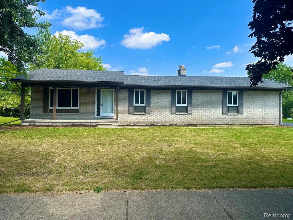 25274 Middlebelt Road Farmington Hills, MI 48336 - Photo 1 of 44