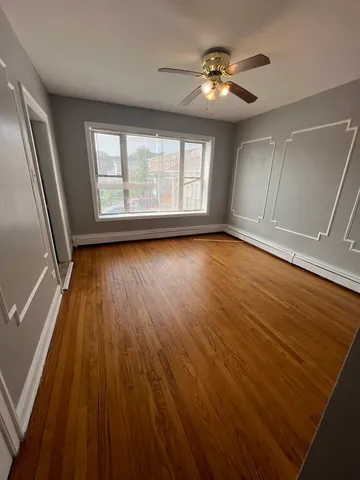 $1,250 | 909 East 85th Street, Unit 1, Chicago, IL 60619