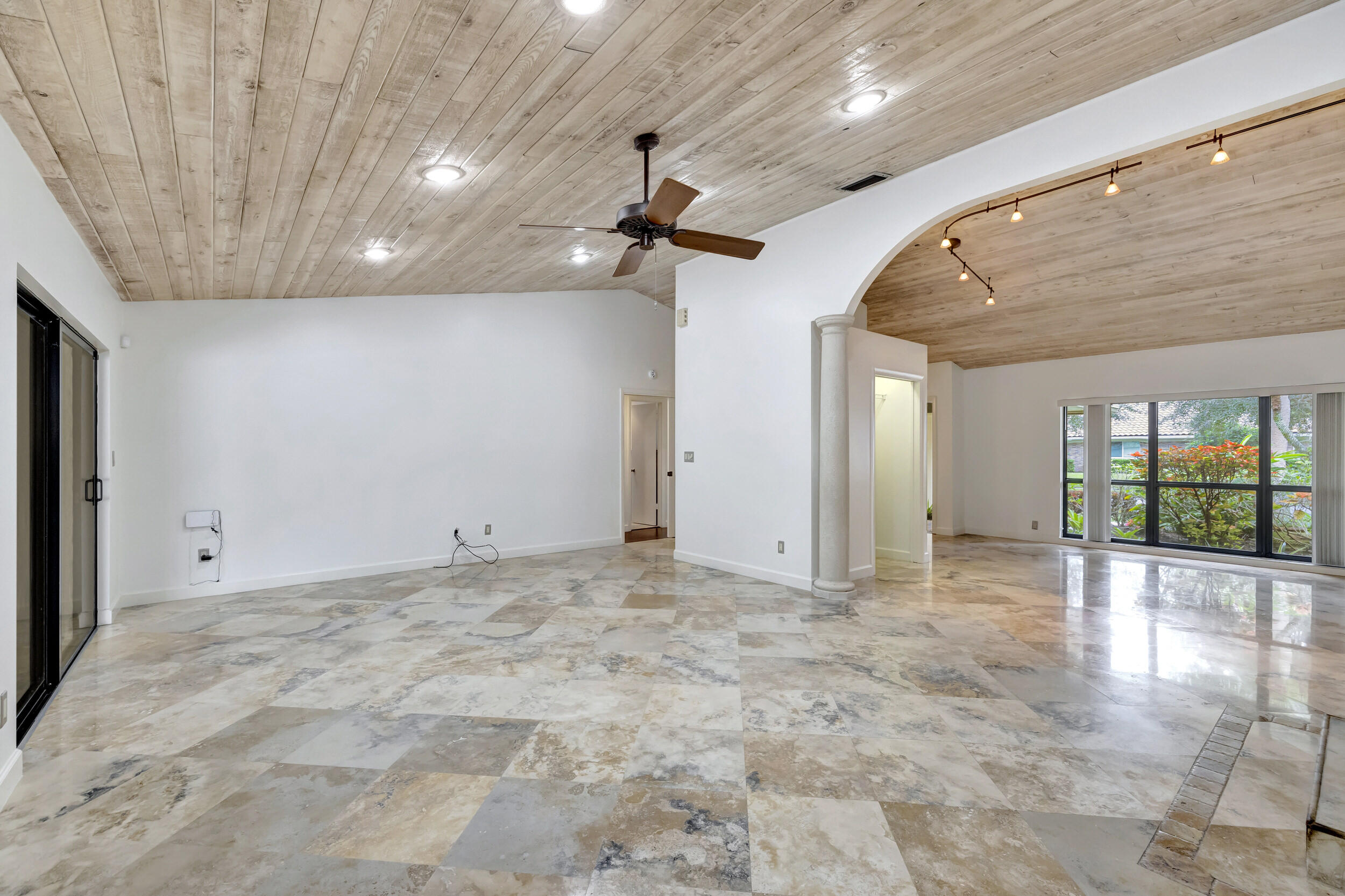 7566 Estrella Circle Boca Raton, FL 33433 - Photo 8 of 31 7566 Estrella Circle