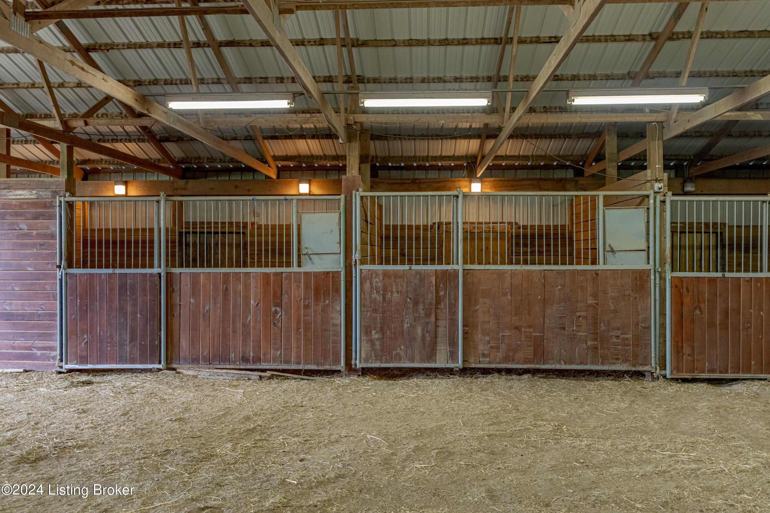 2510 Conner Station Road Simpsonville, KY 40067 - Photo 28 of 112 DSC09099