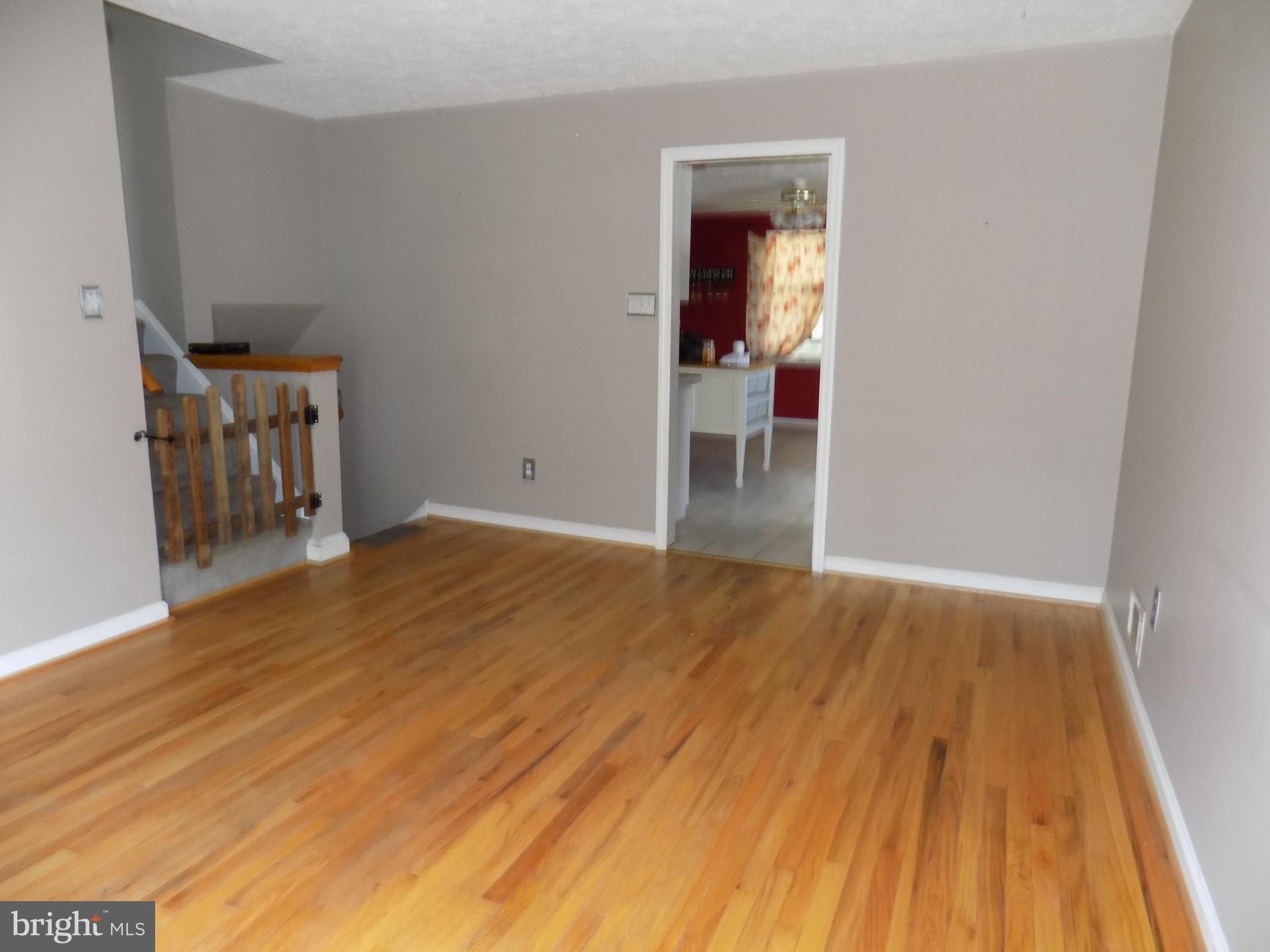 9104 Orbitan Road Baltimore, MD 21234 - Photo 8 of 33 Now Unfurnished LR