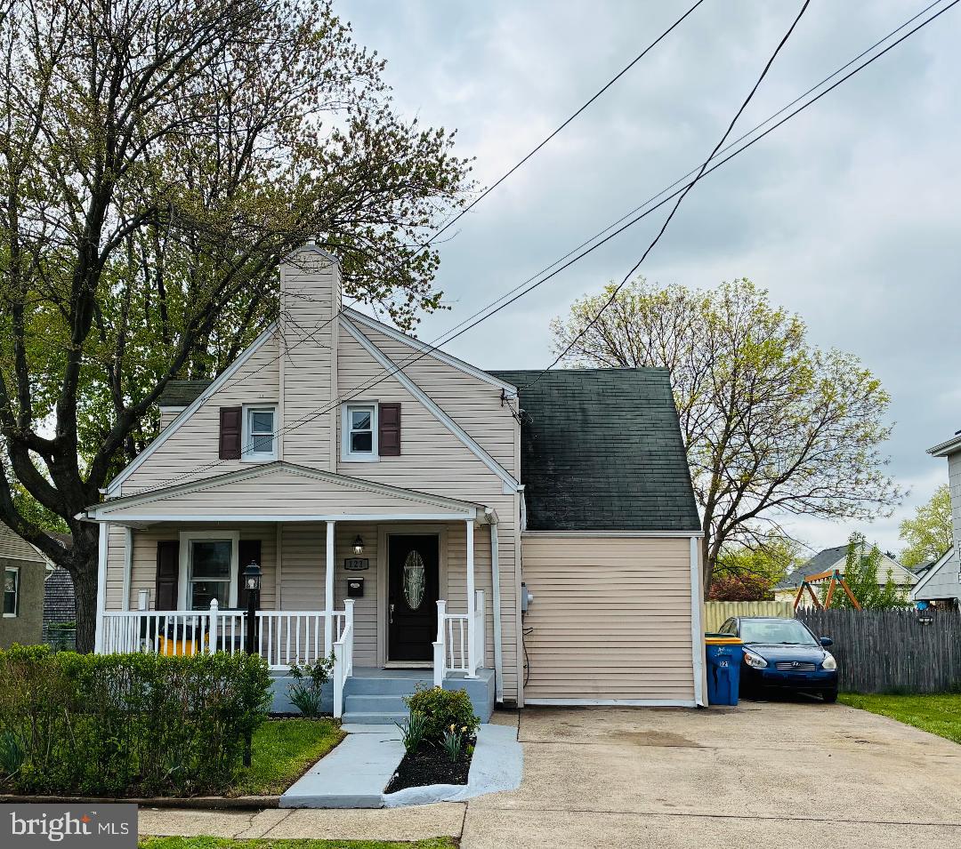 121 Walnut Avenue Croydon, PA 19021 - Photo 1 of 32