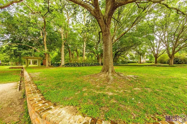 $2,300,000 | 4084 Highway 311, Houma, LA 70360