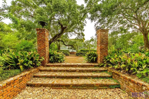 $2,300,000 | 4084 Highway 311, Houma, LA 70360