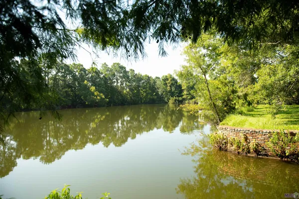 $2,300,000 | 4084 Highway 311, Houma, LA 70360