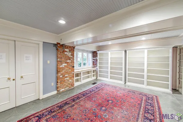 $2,300,000 | 4084 Highway 311, Houma, LA 70360