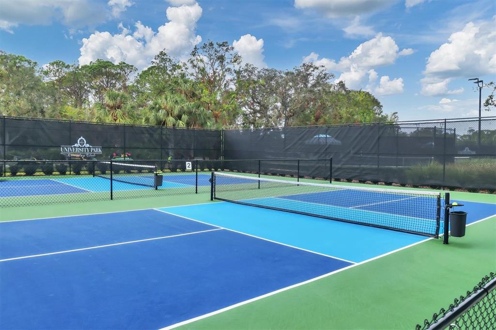 7904 Hampton Court University Park, FL 34201 - Photo 46 of 50