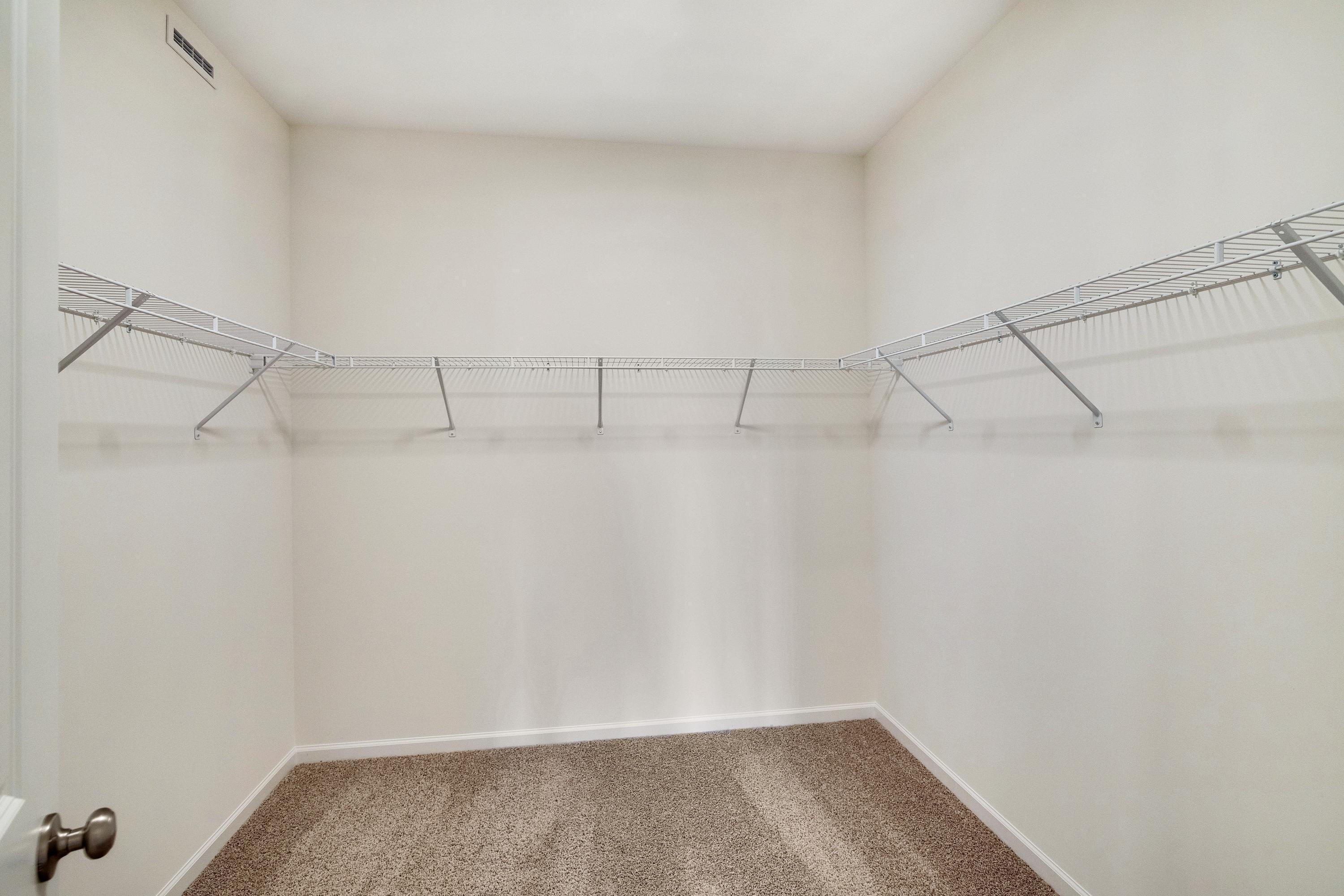 10343 Iowa Street Crown Point, IN 46307 - Photo 15 of 21 3000x2000
