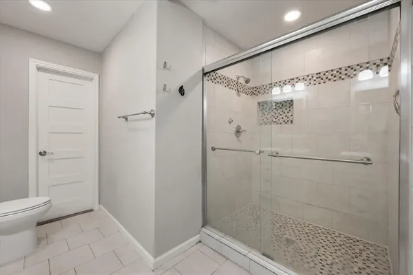 $2,200 | 207 East Harwood Road, Unit 10, Euless, TX 76039