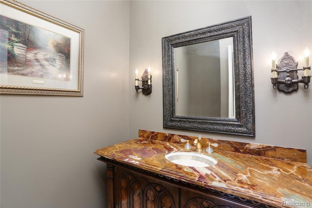 4676 Wind Ridge Court Rochester, MI 48306 - Photo 26 of 67 26 - First FLoor Powder.jpg