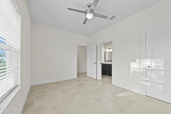 $327,500 | 116 Davis Avenue, Unit E, Pass Christian, MS 39571