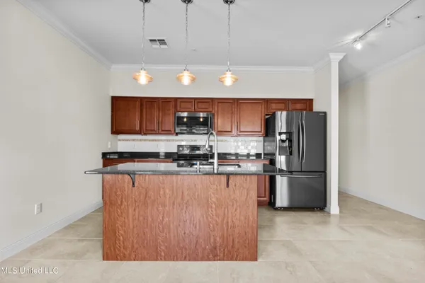 $327,500 | 116 Davis Avenue, Unit E, Pass Christian, MS 39571
