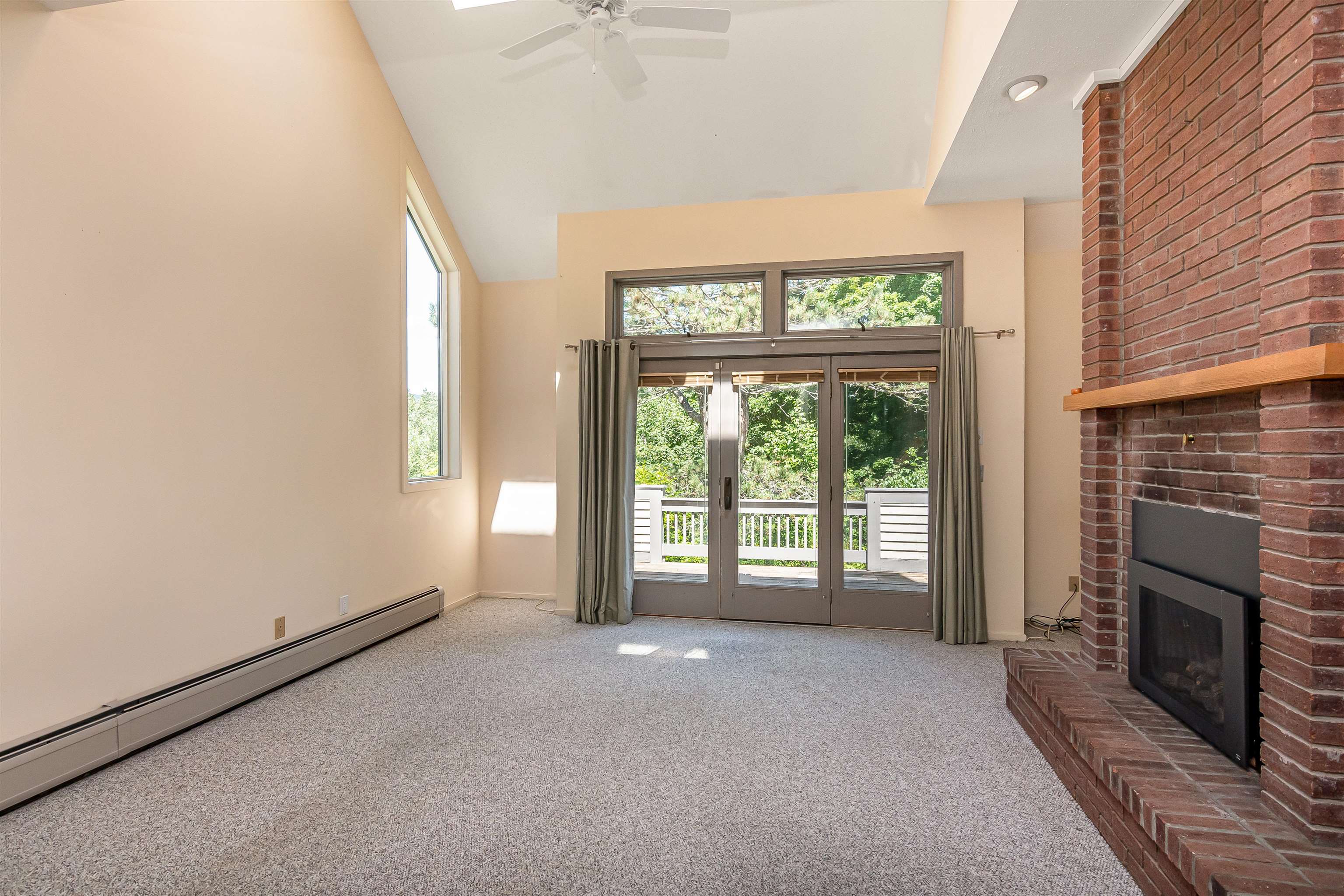 1022 Brook Road, Unit 8 Stowe, VT 05672 - Photo 12 of 31 Gallery Image 12