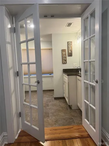 $749,900 | 7133 Washington Avenue, University City, MO 63130