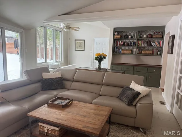 $749,900 | 7133 Washington Avenue, University City, MO 63130